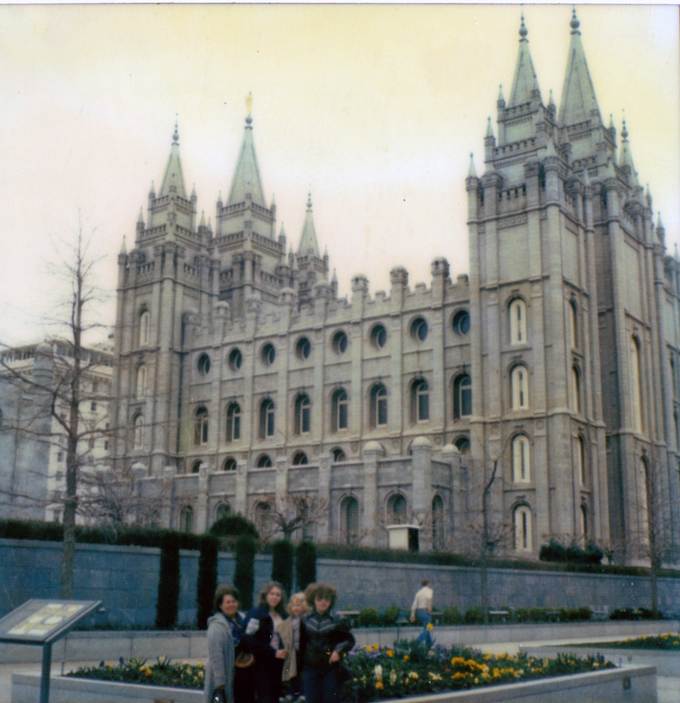 Description: C:\Users\John\Desktop\My Web Sites\images\Scanned Pictures\Utah\1temple.jpg